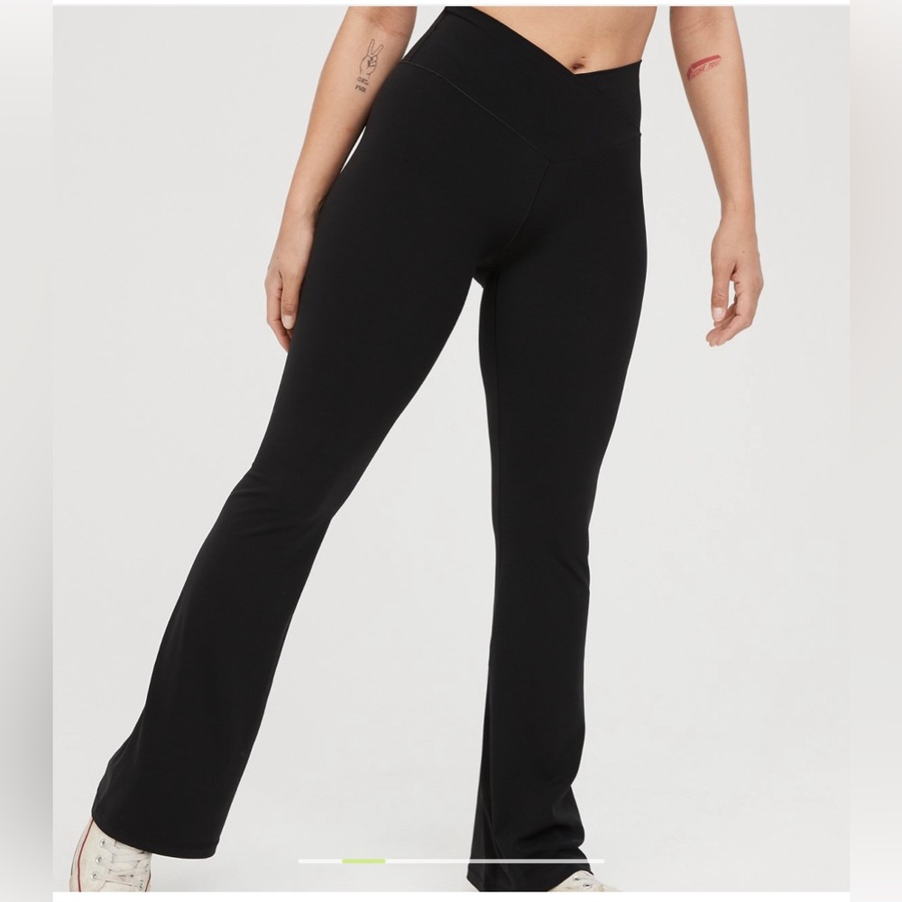 OFFLINE By Aerie Real Me High Waisted Crossover Flare Legging